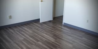 Colonial Point Apartments Gallery 5