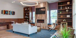 Emblem at Christiana Gallery 32