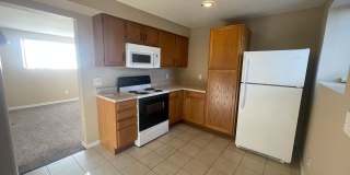 2BD Garden-Level Home | Off-Street Parking Gallery 9