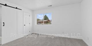 12008 Golden Gate Avenue Northeast Gallery 15