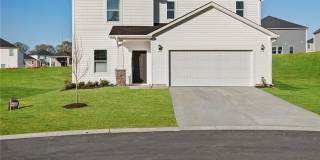 Beautiful 4/3 Available Now! Gallery 1