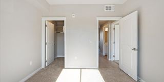 Franklin Loft Apartments Gallery 59