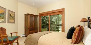 140 Forest Lane Gallery 19