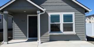 Brand new 3 bedroom/2 bathroom ready for move in Gallery 1