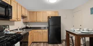 Saunders Crossing Gallery 1