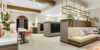 Quin + Nita Gallery 63