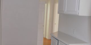 Stunning 3 Bed 3 Bath Duplex in Placentia with Open Floor Plan and Vaulted Ceilings. Gallery 14