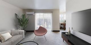 Immaculate 2 bedroom with air conditioning and washer/dryer included!! Gallery 6