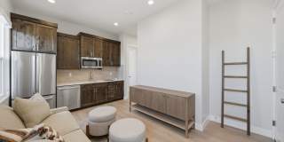 4 Bedroom Home with Gorgeous Views Gallery 9