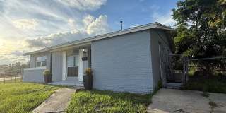 2302 E DANA Drive 2302 E DANA Drive Gallery 1