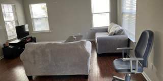 2 Bedroom Single Family Home in Woodstock Gallery 6