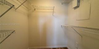 2557 Centergate Dr Gallery 23