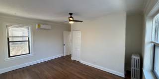 5509 North Lincoln Avenue Gallery 7