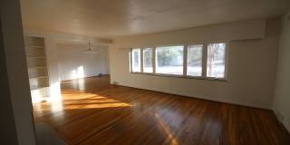 3191 East Broad Street Gallery 18
