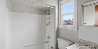 36 Edison St Gallery 12