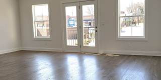 Luxury Town Home - Williamson County - End Unit Gallery 13