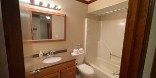 208 Greenleaf Drive Gallery 22