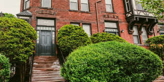 128-152 Gibbs Gallery 75