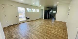 5622 Monterey Road Gallery 1