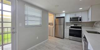 2515 BAYSHORE GARDENS Parkway Gallery 3