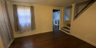 Cozy 2 bedroom allentown single home Gallery 3