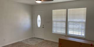 1321 S. Crockett Gallery 4