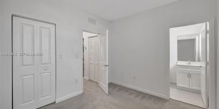 1857 SE 26th Ter Gallery 18