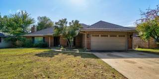 Updated 3-bedroom, 2-bath home in SE Edmond Gallery 1
