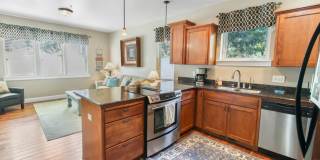 Parker Townhome: Luxurious Furnished Townhome, Attached 2 Car Garage, $300 Utility Fee Parker Townhome: Luxurious Furnished Townhome, Attached 2 Car Garage, $300 Utility Fee Gallery 14