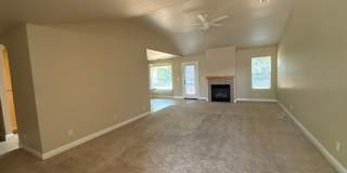 Central Roseville Single Story, 3 Bedroom, 2 Bath, 2 Car Garage Close to schools & Shopping Gallery 5
