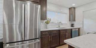 800 Alamanda Drive, North Palm Beach, FL 33408 - 4104 Gallery 1
