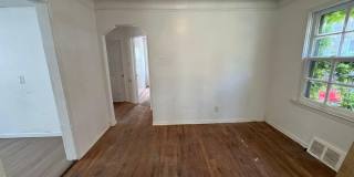 9927 Beaconsfield Street Gallery 3