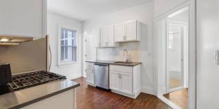 122 Columbia St. Gallery 4