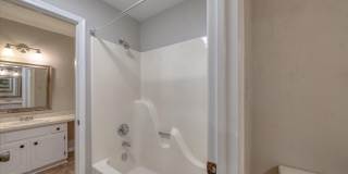 225 Twin Oaks Place Gallery 42