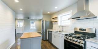 Adorable 3 bedroom 2 bath home for rent in Kenwick! Adorable 3 bedroom 2 bath home for rent in Kenwick! Gallery 1