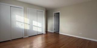 527 W Eastman Street Gallery 2
