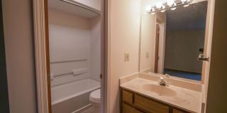 Mason Row Gallery 43