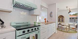 1579 BAYSHORE BOULEVARD Gallery 17