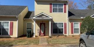 2 Bedroom 2 Bathroom Available in July! Gallery 1