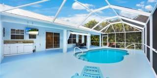 250 SE 44th Street Gallery 18