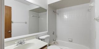 Convenient Turnkey Living in Colony Cove Gallery 11