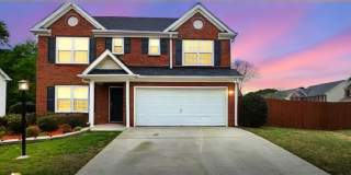 1133 Hawthorn Lane Gallery 1