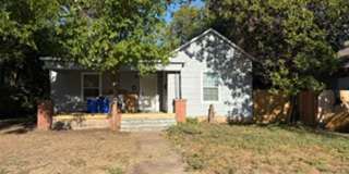 2/1 home; newly updated; WATER PAID! Gallery 1