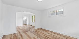 2004 Arrow Avenue Gallery 3
