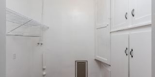 2010 North 16th Avenue Gallery 23