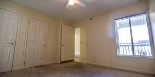 4 bedroom, 4 bath unit overlooking the Mon River - Available 08/05/2026 Gallery 7