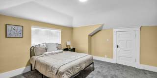 FULLY FURNISHED HISTORIC CHARMER BETWEEN UNR & DOWNTOWN – UTILITIES INCLUDED, MODERN UPGRADES, PRIME LOCATION Gallery 21