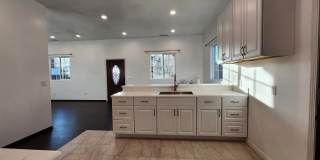 7744 Vineland Avenue Gallery 1