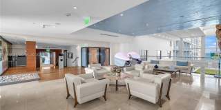 6799 Collins Ave Gallery 21