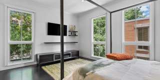 447 N McClurg Court Gallery 24